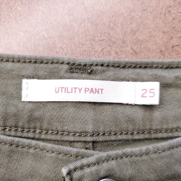 Levis Utility Chino Pants Women 25 Green Patch Pockets Stretch Slim Straight - Picture 5 of 12